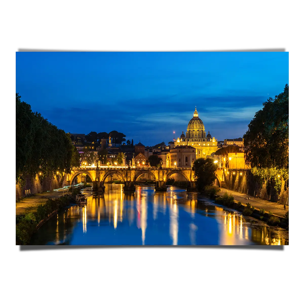 Overlooking at the Tiber River in Rome